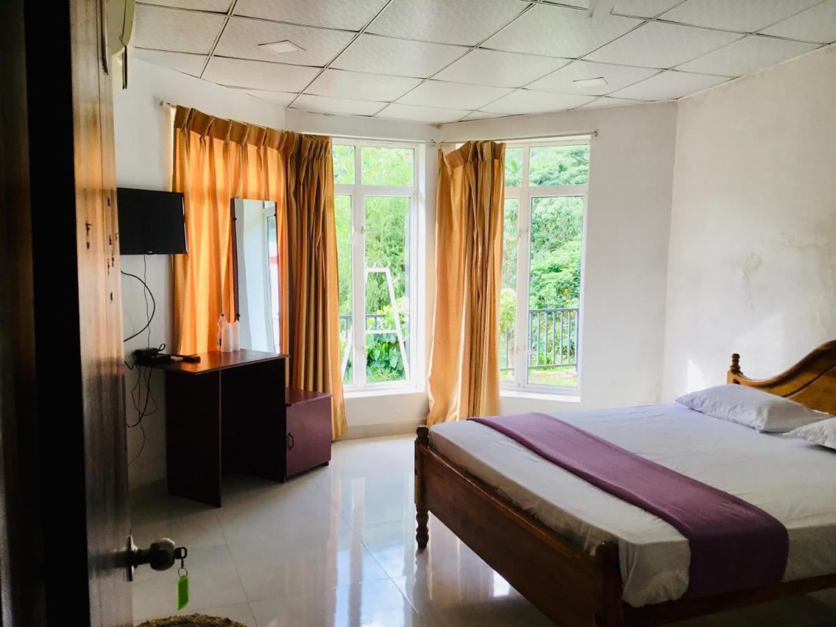 Diyaluma Falls Inn Koslanda Kültér fotó